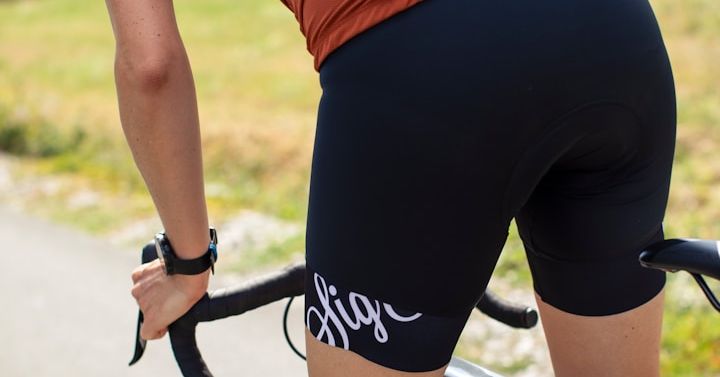 Schmerzfrei Radfahren: Verschiedene Radhosen im Test